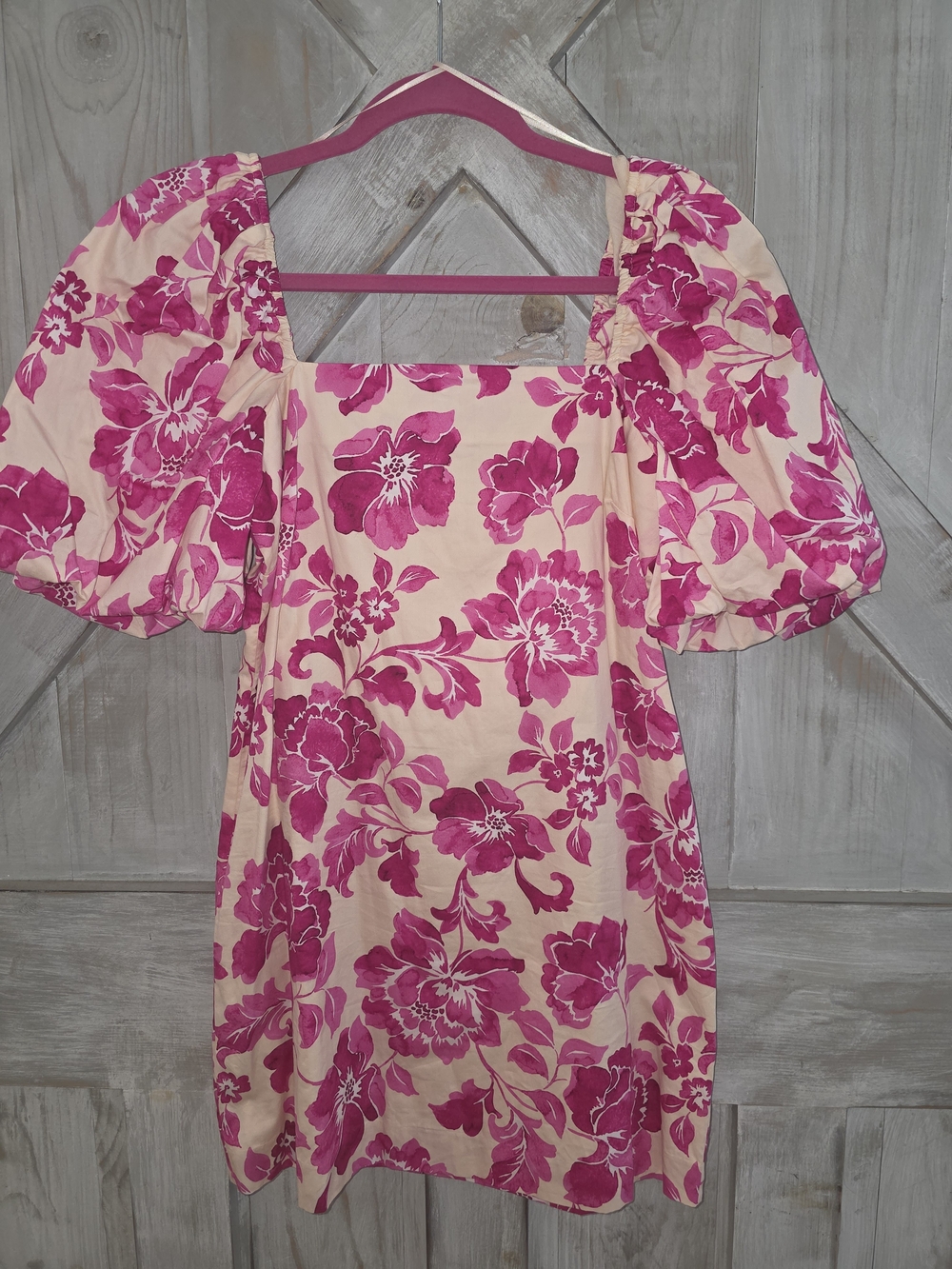 Mango Pink Floral Puff Sleeves Dress - Size M - NEVER WORN